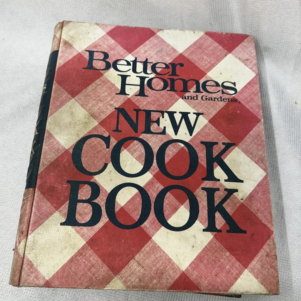 Vintage Better Homes and Gardens New Cook Book Ring-Bound